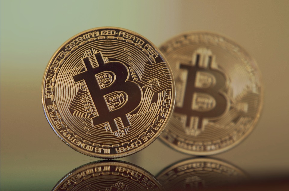 bitcoin-2868703_960_720