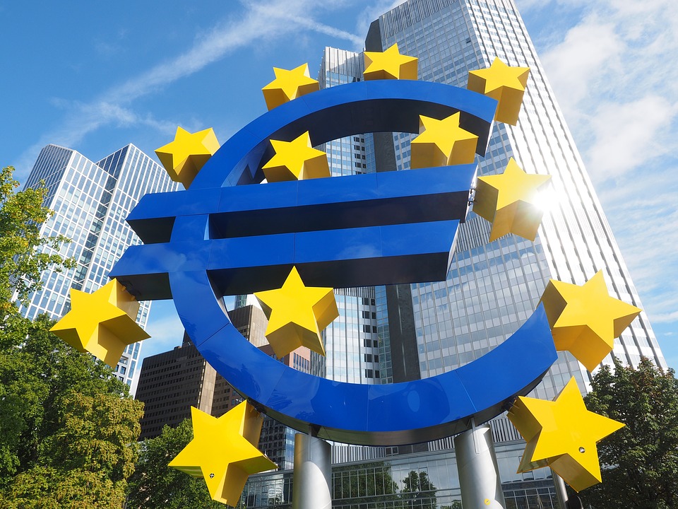 euro-sculpture-2867925_960_720